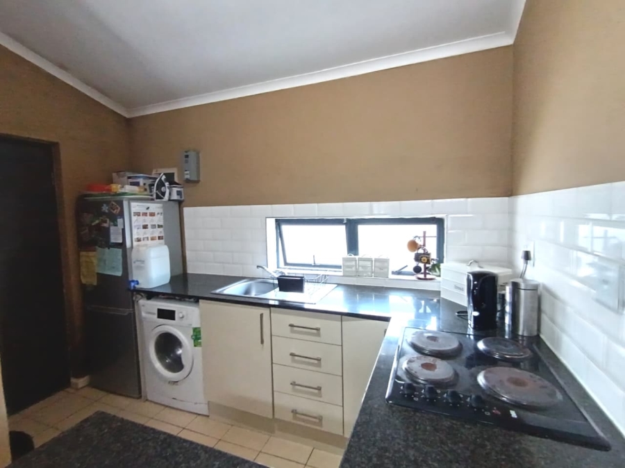 2 Bedroom Property for Sale in Parsonsvlei Eastern Cape